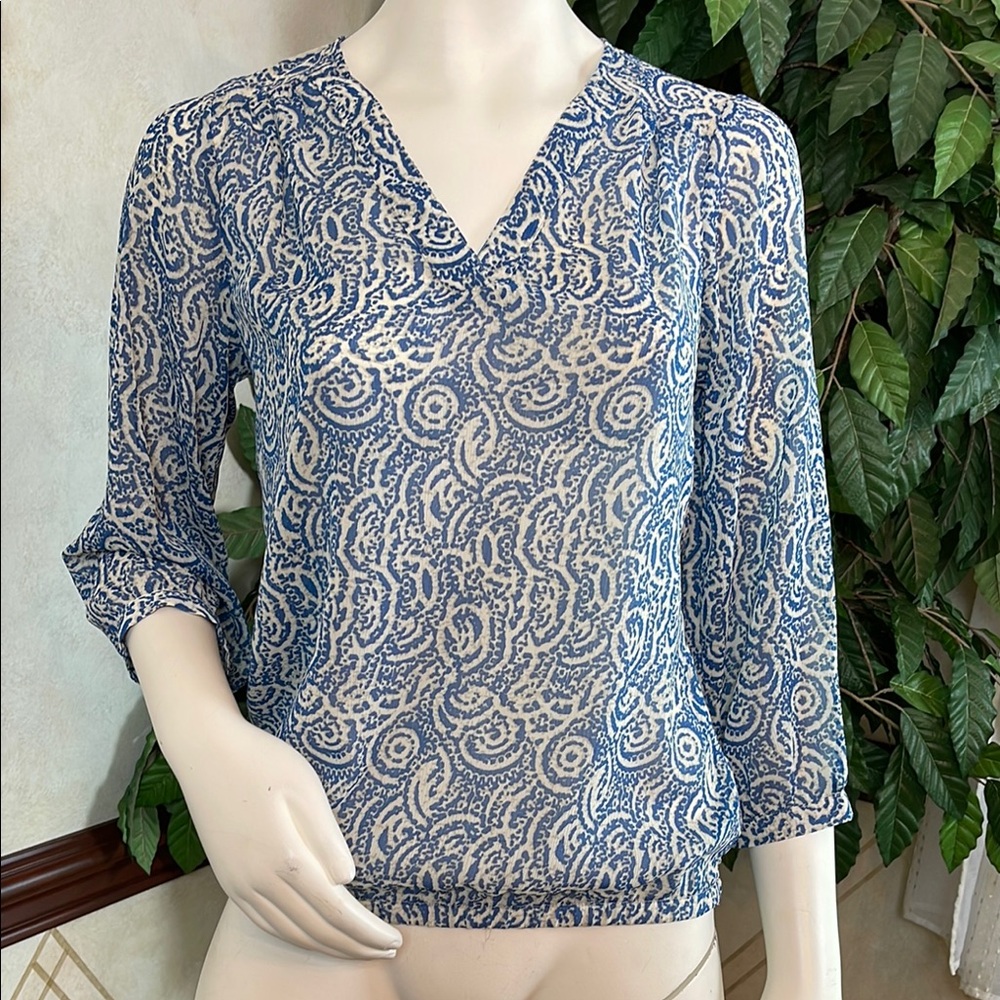 THE LIMITED BLUE 3/4” SLEEVE BLOUSE